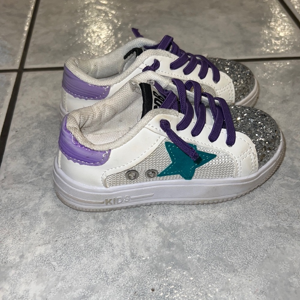 Faux Golden Goose shoes size 9 toddler